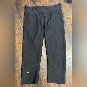 Under Armour Women’s Compression Heatgear Black Cropped Joggers
